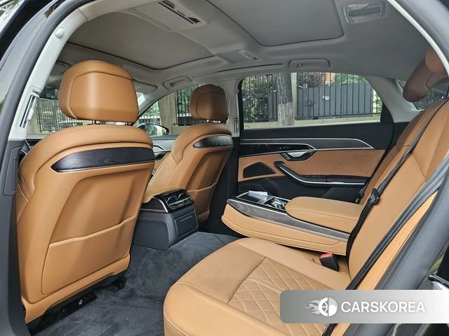 Audi A8 id 4313848 из Китая 7