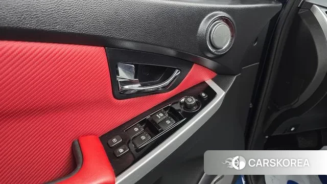 Ssangyong New Style Korando C id 3754458 из Кореи 7