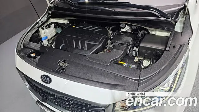 Kia The New Carnival id 2640533 из Кореи 7