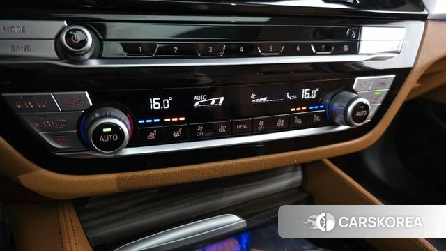 BMW 5 Series (G30) id 3853008 из Кореи 7