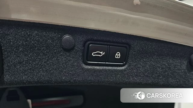 Hyundai Grandeur IG Hybrid id 4626323 из Кореи 7