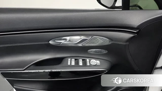 Genesis GV70 id 3355733 из Кореи 7