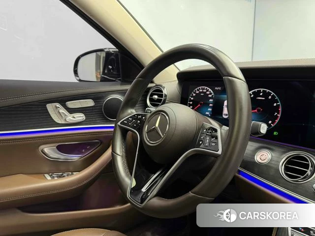 Mercedes-Benz E-class id 3890645 из Китая 7