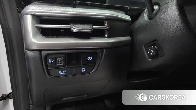 Hyundai Grandeur (GN7) id 3442722 из Кореи 7