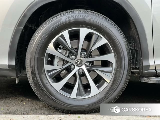 Lexus RX id 4277421 из Китая 7