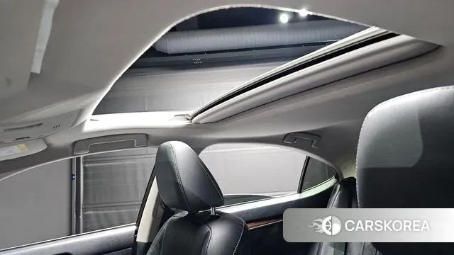 Lexus New ES300h id 3631863 из Кореи 7