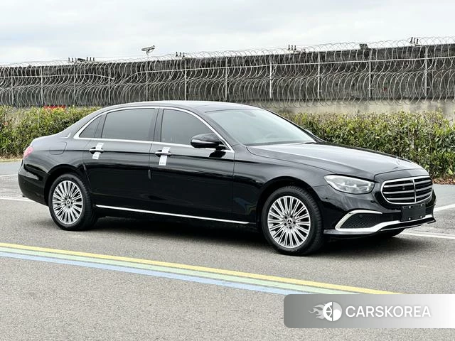 Mercedes-Benz E-class id 4300330 из Китая 7