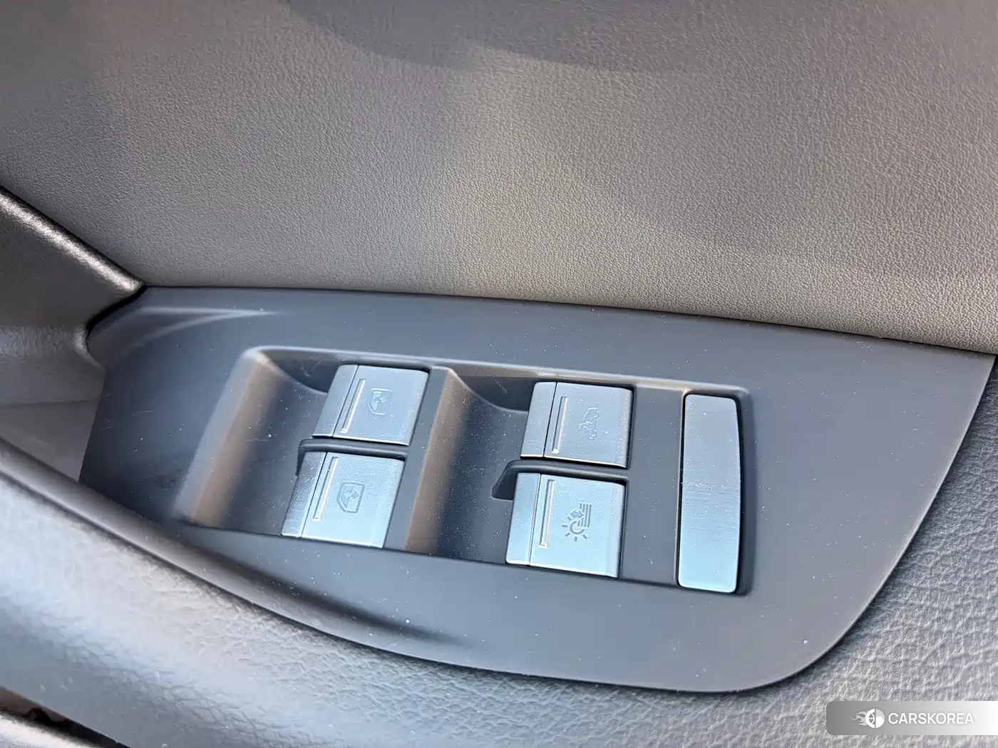 Audi A6L id 4649340 из Китая 7