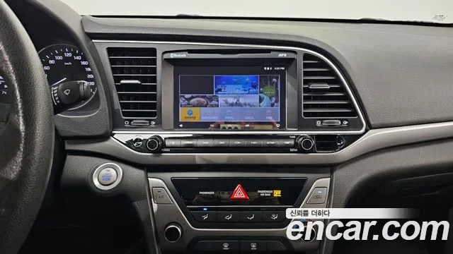 Hyundai Avante AD id 2367880 из Кореи 7