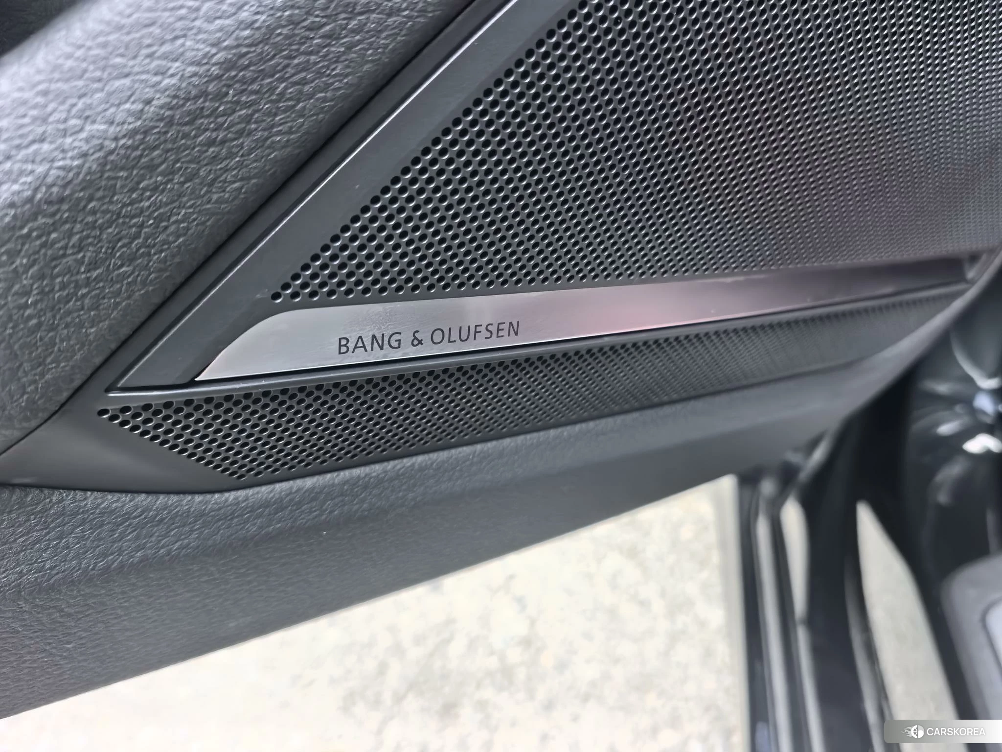 Audi A6L id 4515014 из Китая 7