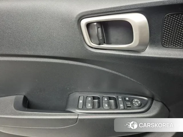 Hyundai Venue id 3054332 из Кореи 7