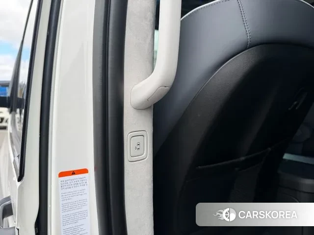 Hyundai Staria id 3731893 из Кореи 7