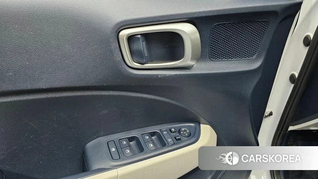 Hyundai Venue id 3860052 из Кореи 7