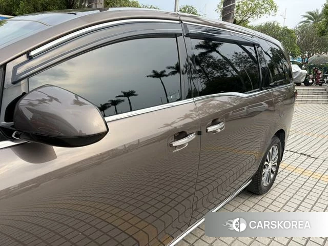 Buick GL8 id 4235700 из Китая 7