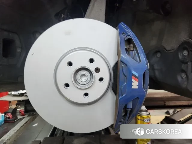 BMW 5 Series (G30) id 3682673 из Кореи 7