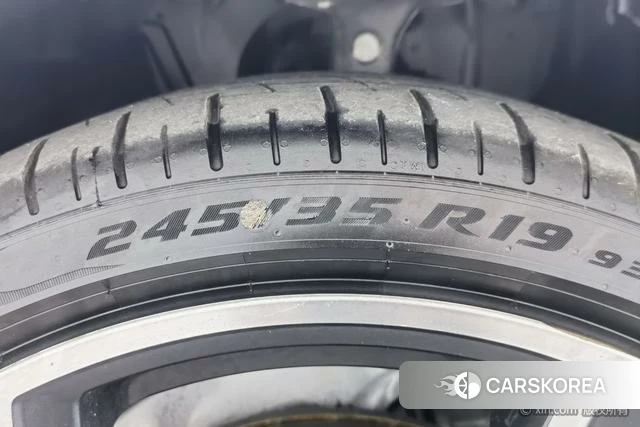 Audi A4L id 3993383 из Китая 7