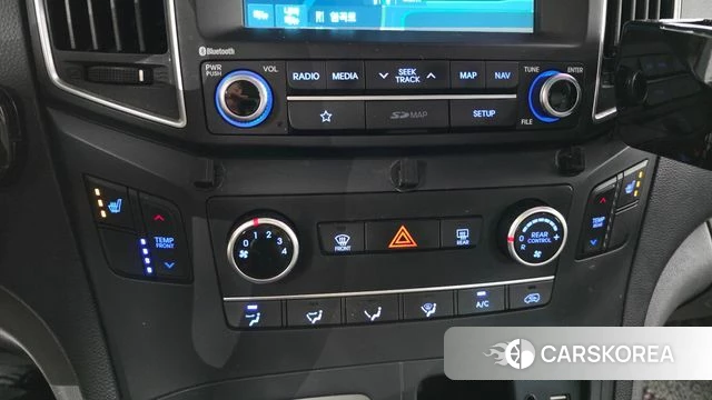 Hyundai The New Grand Starex id 4471684 из Кореи 7