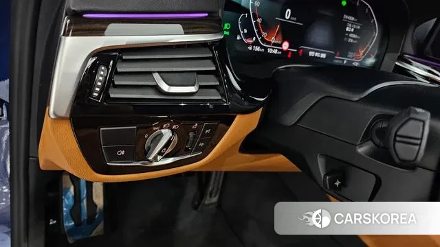 BMW 5 Series (G30) id 3753571 из Кореи 7