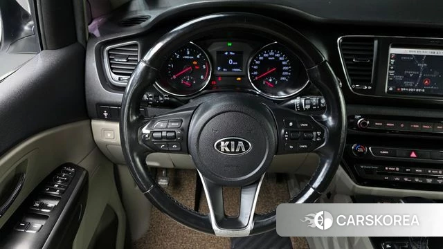 Kia The New Carnival id 3801602 из Кореи 7
