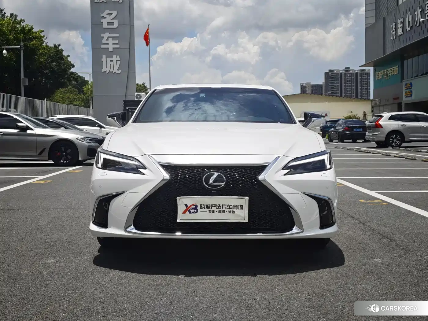 Lexus ES id 4539467 из Китая 7