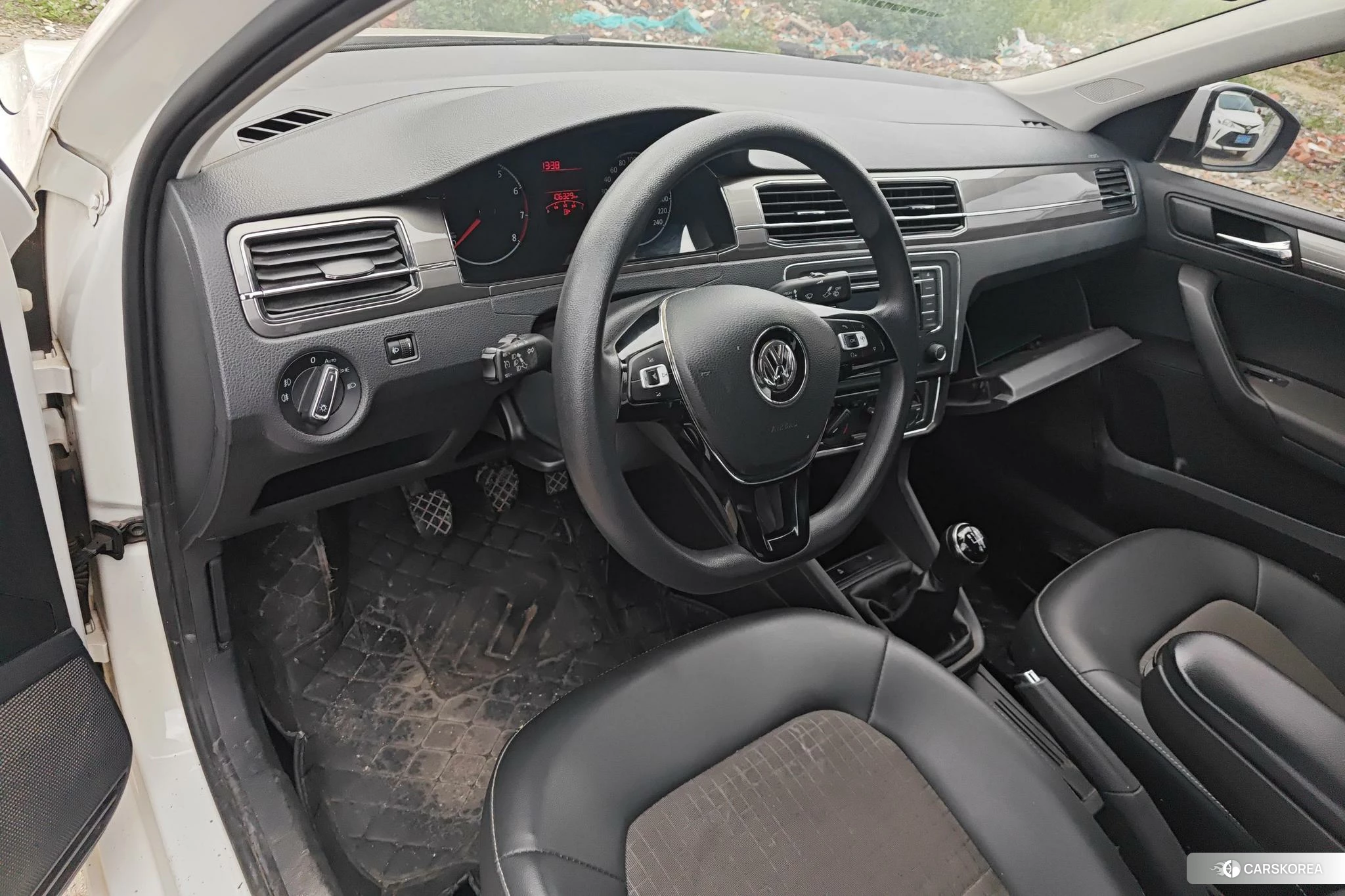 Volkswagen Santana id 4492886 из Китая 7