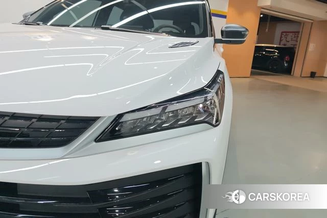 Geely Automobile Binyue id 4209629 из Китая 7