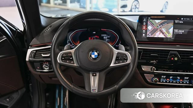 BMW 5 Series (G30) id 3920926 из Кореи 7