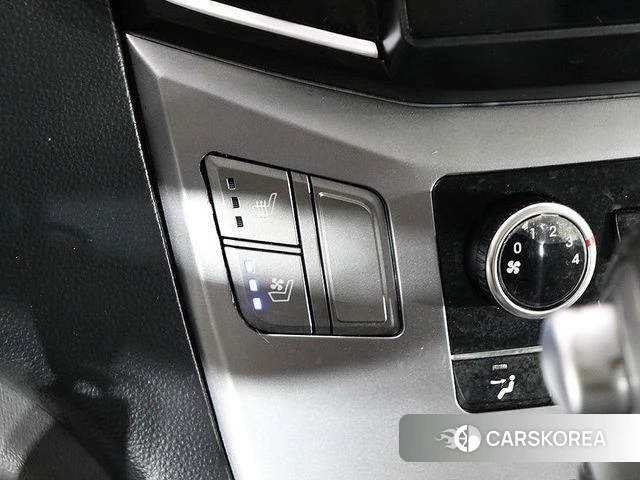 Hyundai The New Grand Starex id 4873593 из Кореи 7