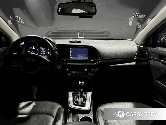 Hyundai Avante AD id 3853799 из Кореи 7