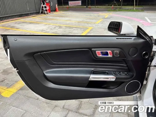 Ford Mustang id 2946405 из Кореи 7