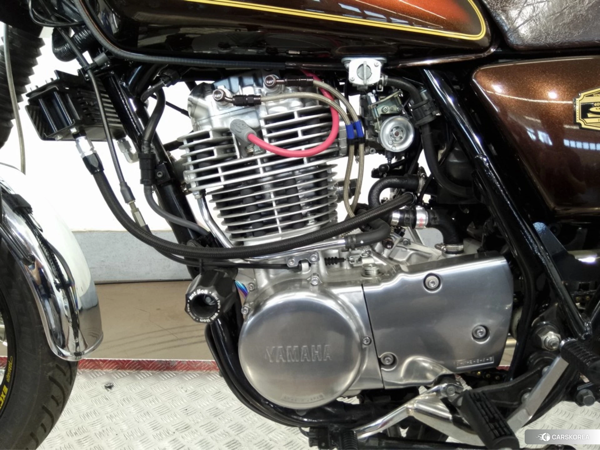 Yamaha SR 400 id 4373643 из Японии 7