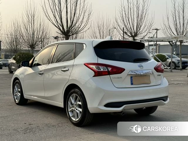 Nissan TIIDA id 4276305 из Китая 7