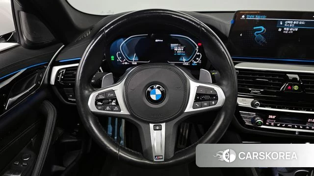 BMW 5 Series (G30) id 4283785 из Кореи 7