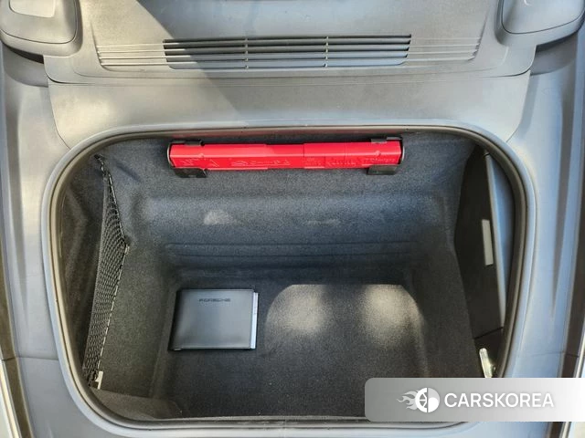 Porsche 911(992) id 4291944 из Кореи 7