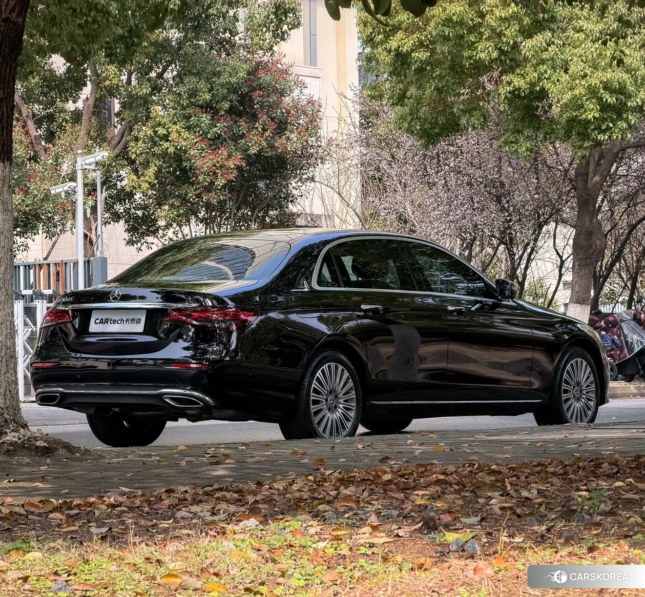Mercedes-Benz E-class id 4512643 из Китая 7