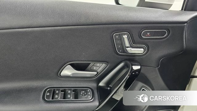 Mercedes-Benz A-Class W177 id 4632324 из Кореи 7