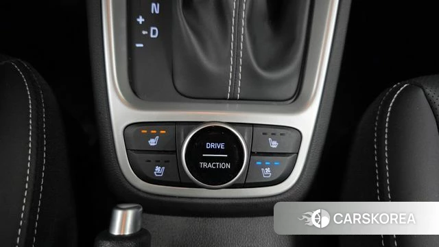 Hyundai Venue id 3915744 из Кореи 7