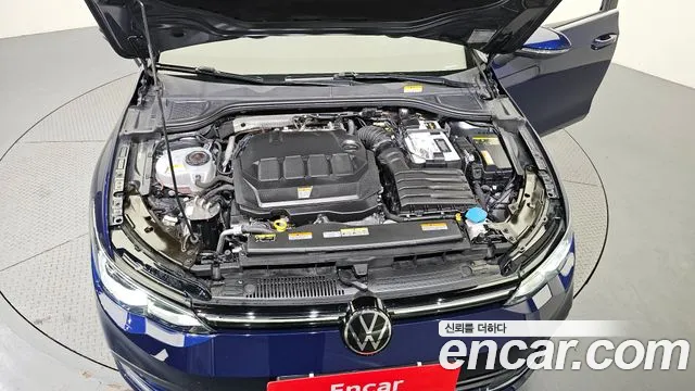 Volkswagen Golf 8th Generation id 2733000 из Кореи 7