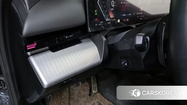 BMW 5 Series (G60) id 3689727 из Кореи 7