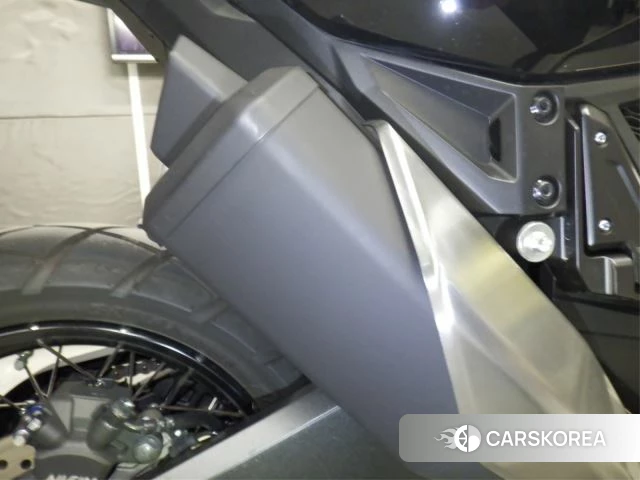 Honda X-ADV 750 id 4206141 из Японии 7