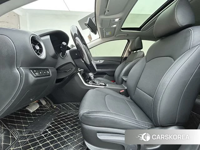 Kia K3 id 4258301 из Китая 7