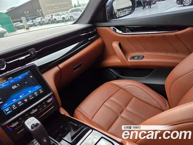 Maserati Quattroporte id 2718166 из Кореи 7