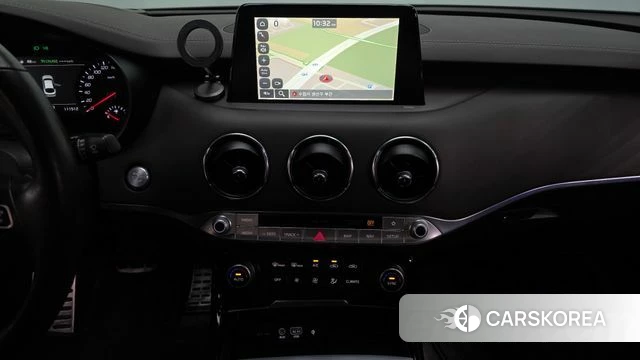 Kia Stinger id 4543524 из Кореи 7