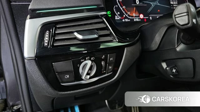 BMW 6 Series GT (G32) id 3819801 из Кореи 7