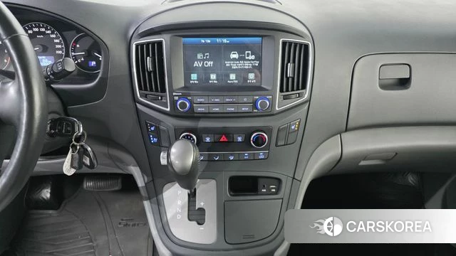 Hyundai The New Grand Starex id 4581315 из Кореи 7