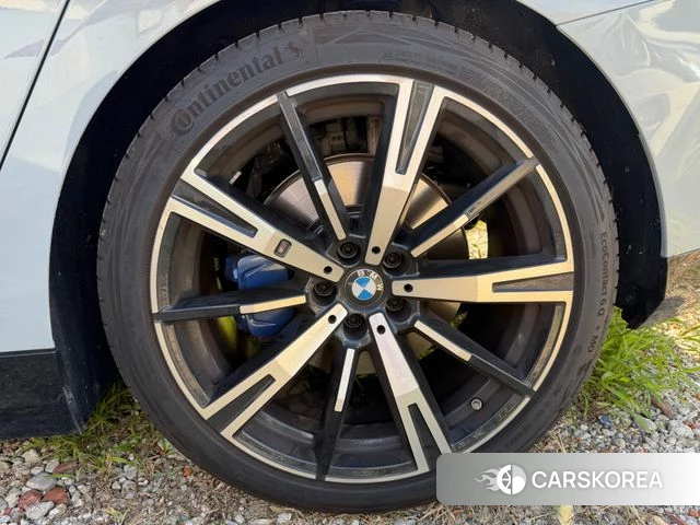 BMW 5 Series (G60) id 4772860 из Кореи 7