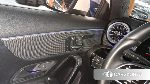 Mercedes-Benz A-Class W177 id 3793814 из Кореи 7