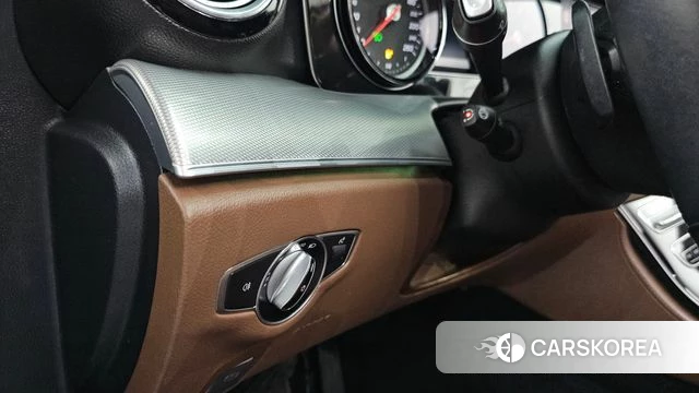 Mercedes-Benz E-Class W213 id 3801452 из Кореи 7