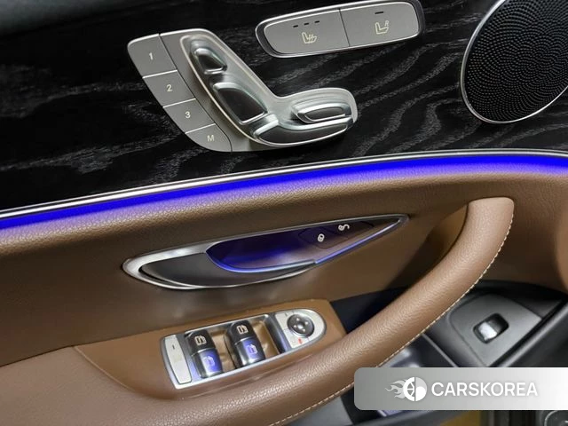 Mercedes-Benz E-Class W213 id 4224912 из Кореи 7