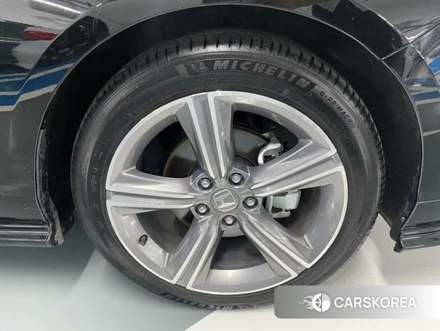 Honda Accord id 4328751 из Китая 7